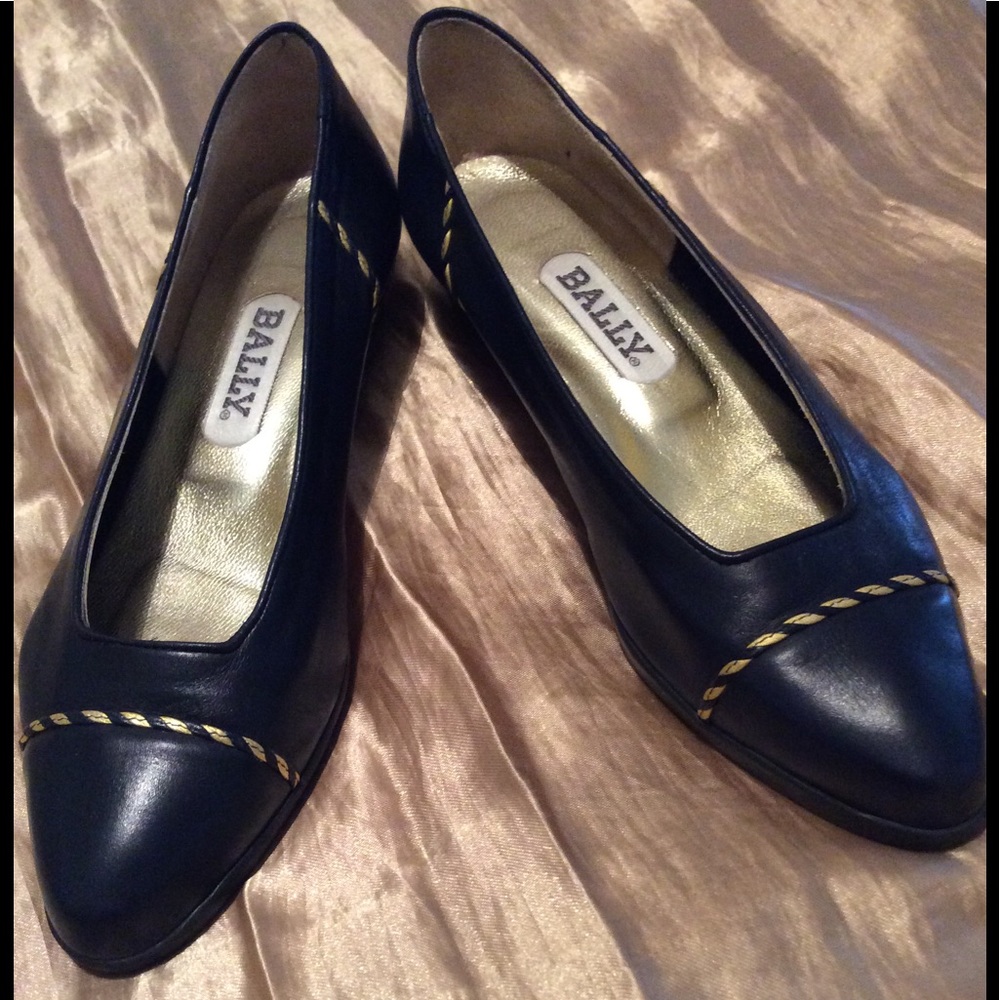 Vintage Bally slip on